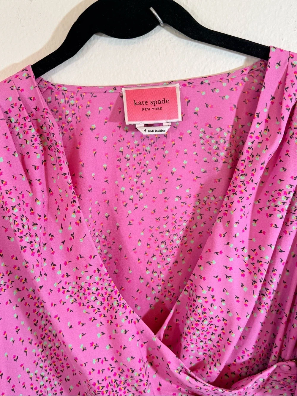 KATE SPADE Pink Meadow Wrap Dress with Scattered Floral Print